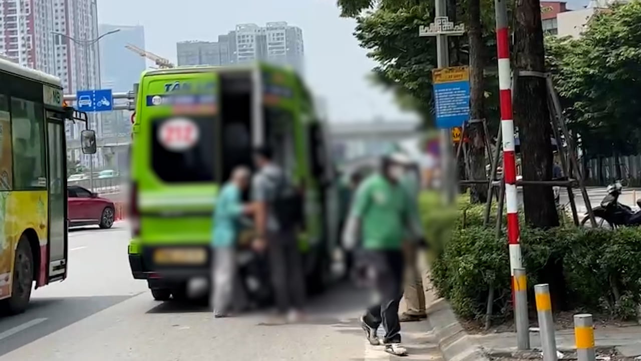 Painful issue of contract cars establishing "illegal bus stations" to pick up and drop off passengers illegally in Hanoi