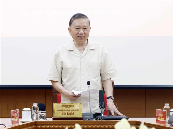 El Secretario General y Presidente Tô Lâm pronunció un discurso de dirección. Foto: Thống Nhất/TTXVN