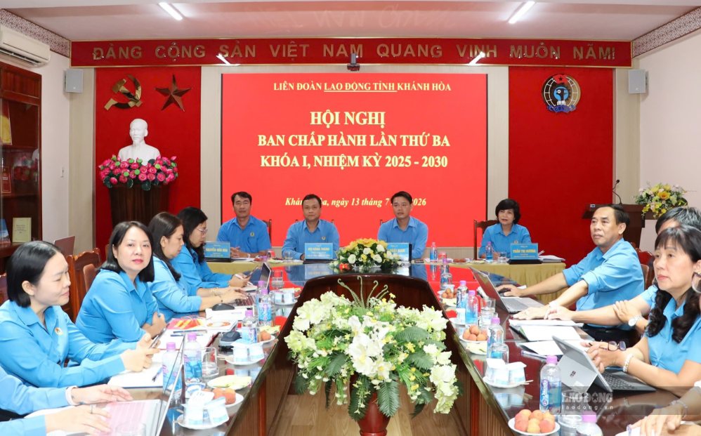The Executive Committee of the Khanh Hoa Provincial Labor Federation approved many key activities in the last 6 months of 2026. Photo: Phuong Linh