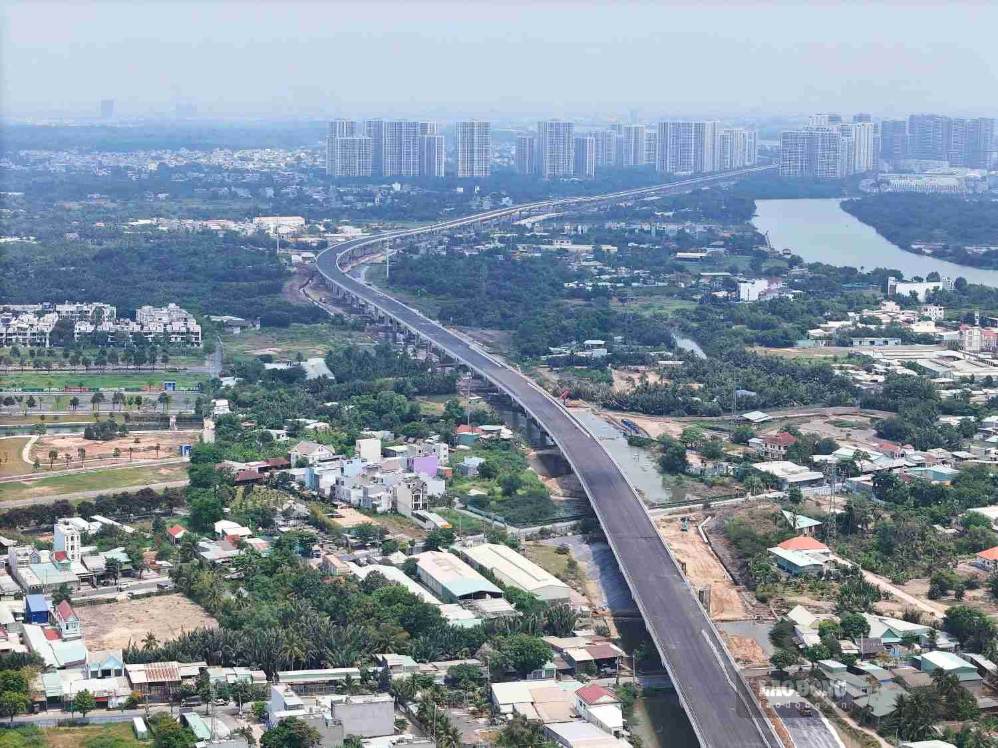 Đoạn Vành đai 3 phía Đông TPHCM được xây dựng theo giải pháp cầu cạn (đường trên cao). Ảnh: Minh Quân