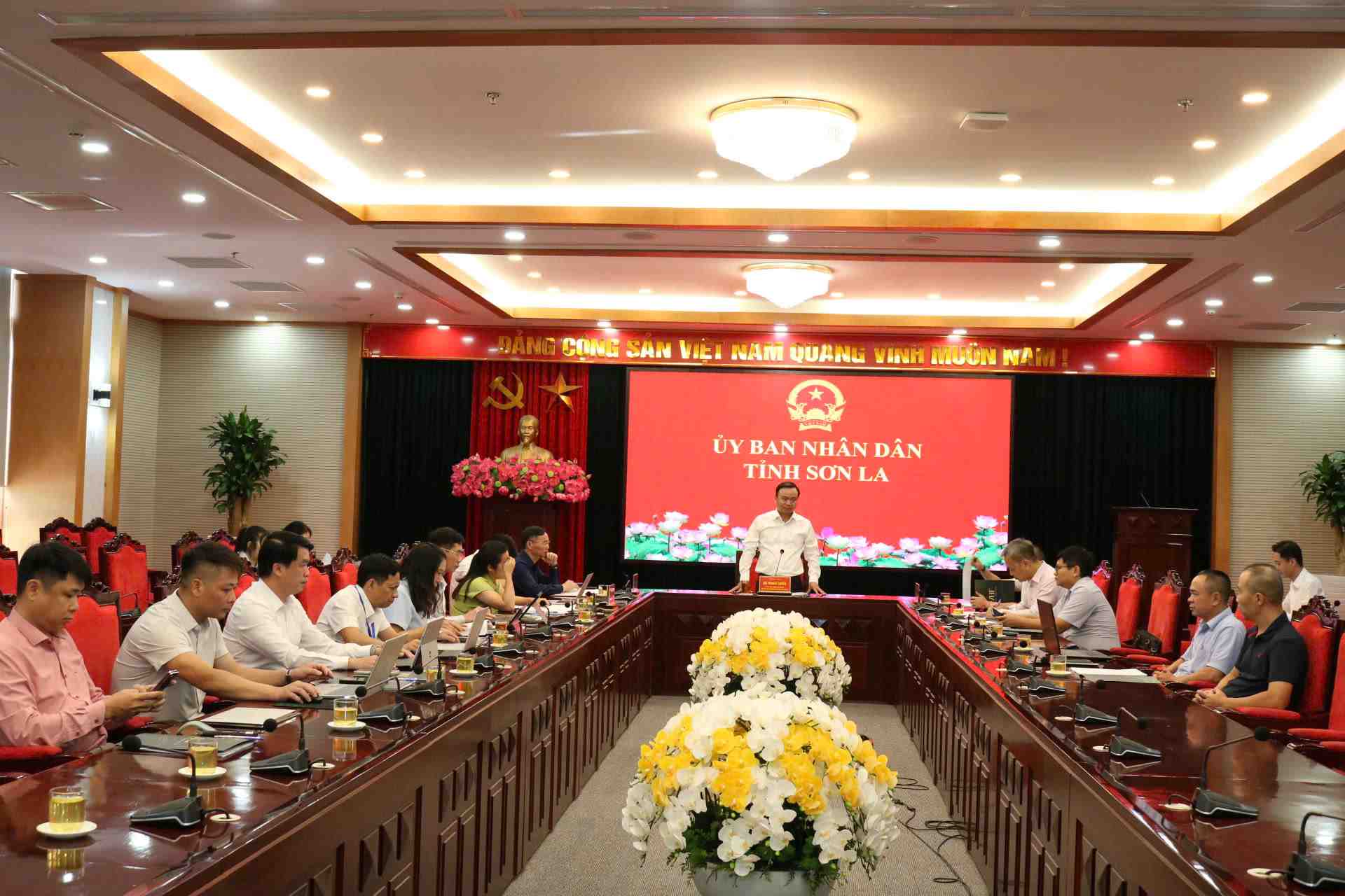 Quang cảnh buổi làm việc giữa UBND tỉnh Sơn La và nhà đầu tư. Ảnh: Thuý Hà/Cổng thông tin tỉnh Sơn La