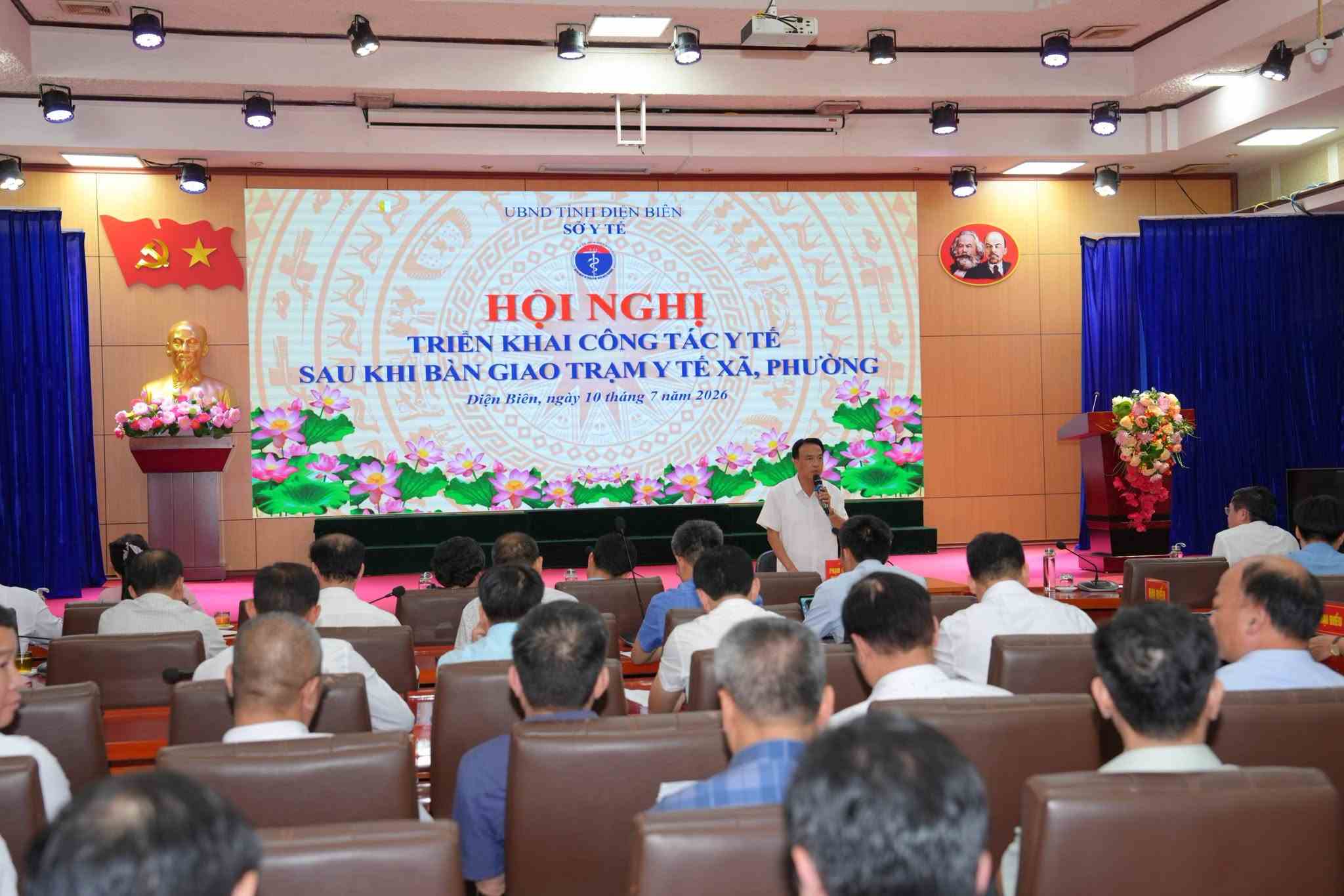Dien Bien deploys health work after discussing health stations for commune and ward People's Committees to manage. Photo: Dien Bien Department of Health