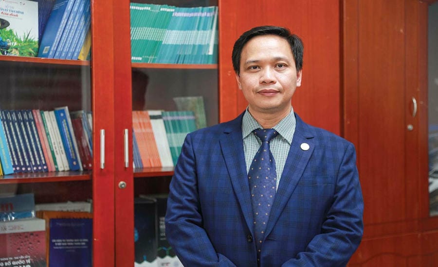 Dr. Nguyen Quoc Viet - public policy expert (University of Economics, Vietnam National University, Hanoi). Photo: Character provided