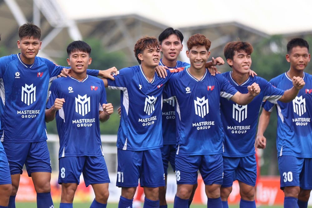 U21 PVF defeated U21 Dong Nai with a score of 4-0 to temporarily lead Group C after the first match. Photo: VFF