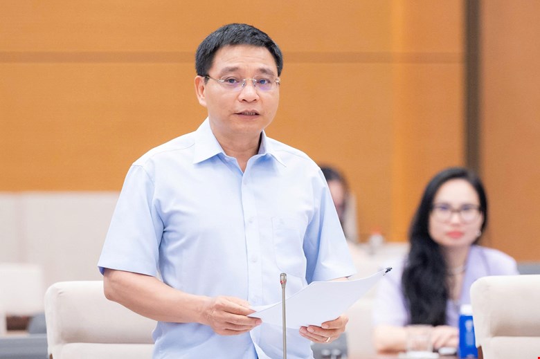 Member of the Party Central Committee, Deputy Prime Minister Nguyen Van Thang said that the Prime Minister will directly work with the People's Committee and leaders of Tuyen Quang province on many unusual 10 points. Photo: Quochoi. vn