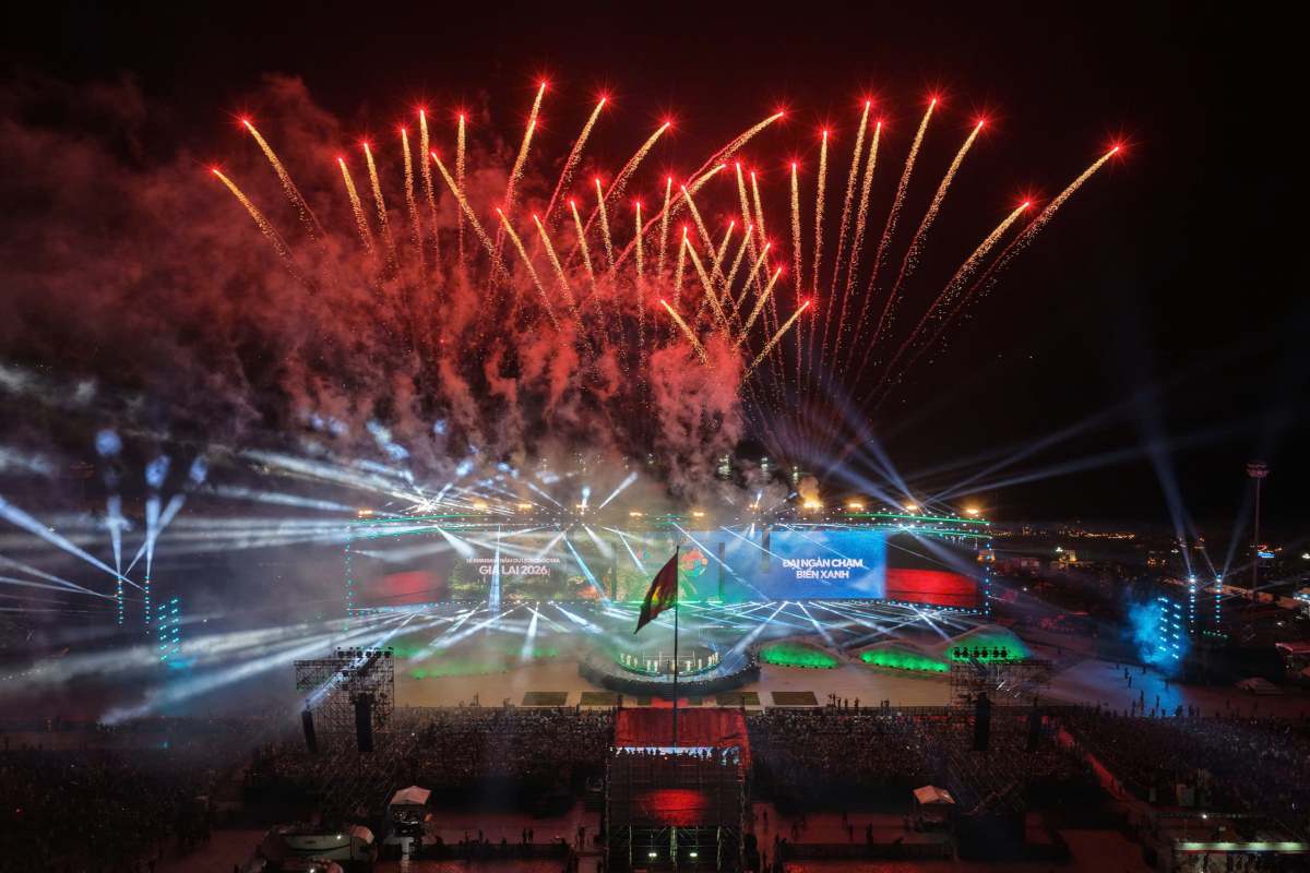 Vietnamese businesses are capable of holding grand music events, attracting tens of thousands of spectators. Photo: DatVietVAC