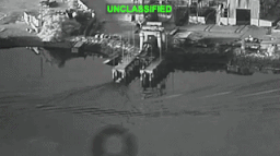US self-propelled boat attacks Iranian port. Photo: AFP