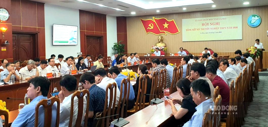Ca Mau summarizes the 2026 high school graduation exam. Photo: Nhat Ho.