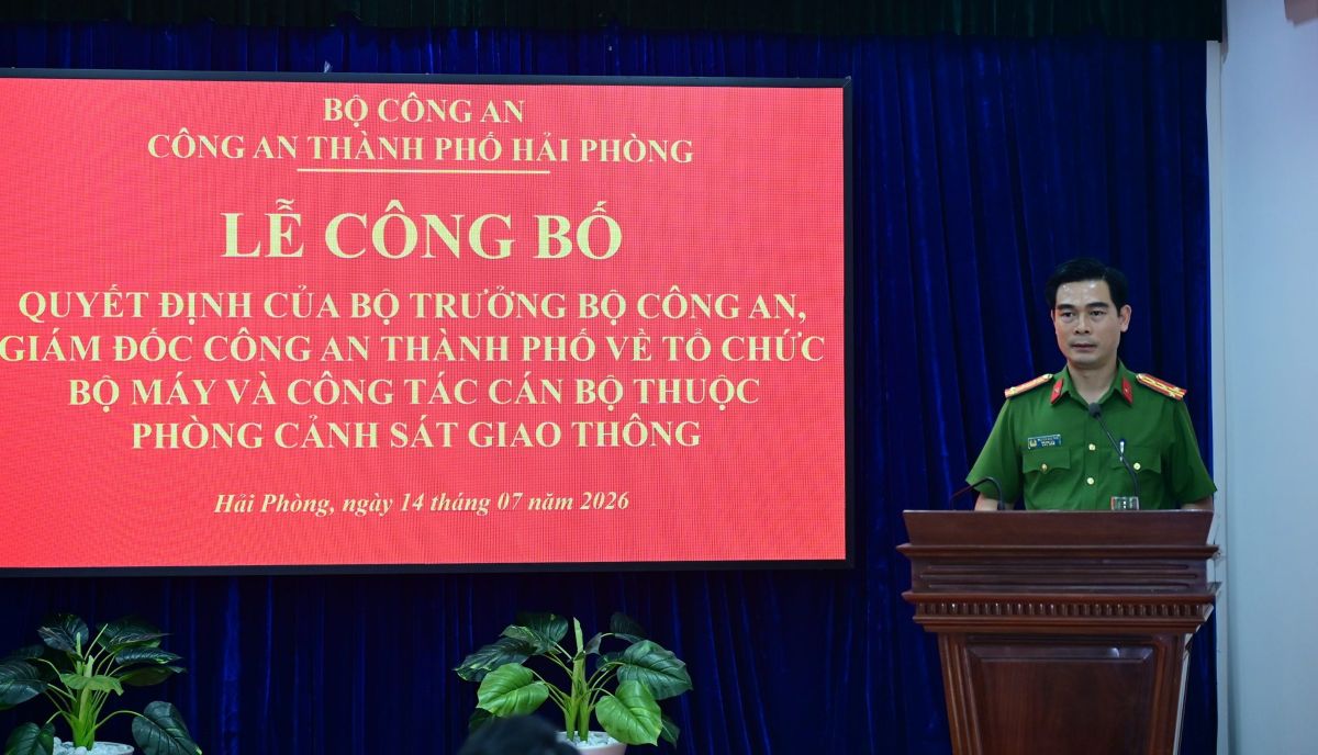 Colonel Nguyen Duc Thin - Deputy Director of the City Police spoke at the ceremony. Photo: Hai Phong Police