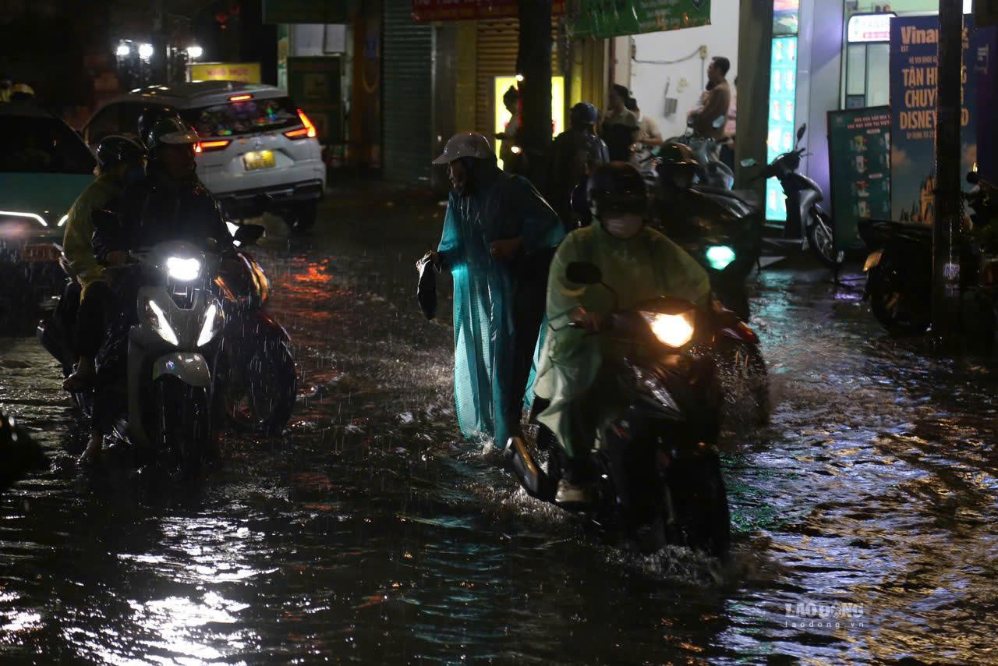 Les orages dans le Sud vont progressivement diminuer. Photo: Anh Tú