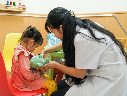 Many parents do not know that children under 6 years old will be screened for autism periodically. Photo: National Children's Hospital