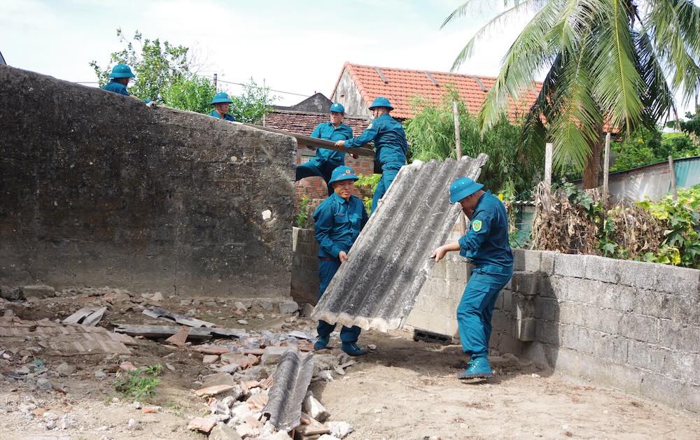 Công tác chuẩn bị khởi công xây mới, sửa chữa nhà cho con đẻ của người tham gia kháng chiến bị nhiễm chất độc hóa học đã hoàn tất. Ảnh: Bộ CHQS tỉnh Quảng Trị