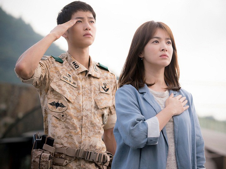 Song Joong Ki y Song Hye Kyo son actores favoritos en la película "Descendientes del sol". Foto de Netflix