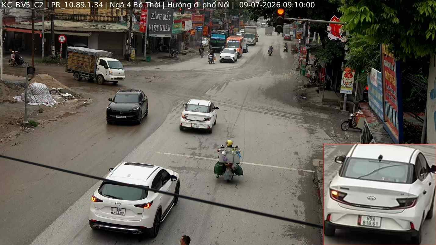Surveillance camera system supports detecting cases of traffic violations with remote fines. Photo: Hung Yen Provincial Police