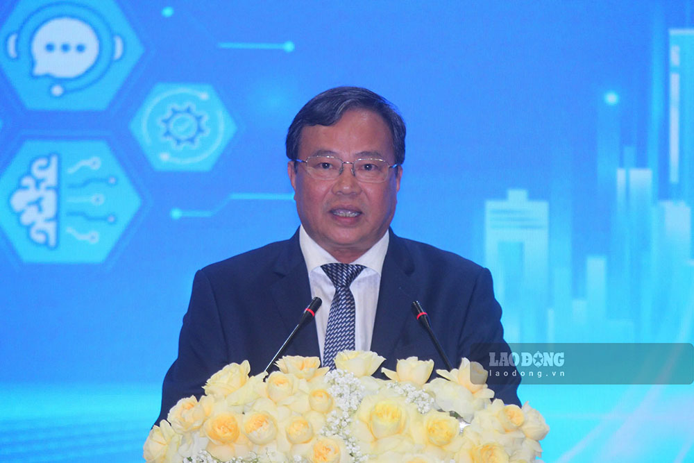 Chairman of Tay Ninh Provincial People's Committee Le Van Han speaks at the Forum on developing the creative startup ecosystem - Promoting startup linkages in the South. Photo: Thanh Vu