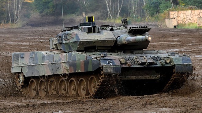 ロシア・ウクライナ紛争の戦場でドイツ製のレオパルト2戦車。写真:AFP
