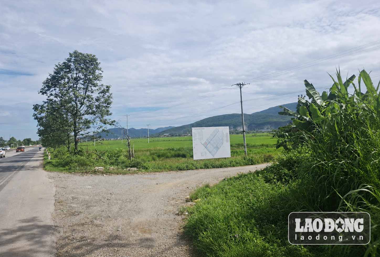 Khu công nghiệp hạ vàng được quy hoạch nằm sát Quốc lộ 1, tiếp giáp với phường Nam Hồng Lĩnh. Ảnh: Trần Tuấn