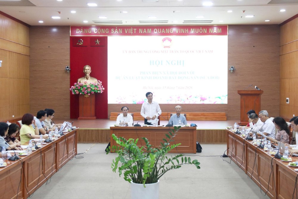 Overview of the social criticism conference with the draft revised Real Estate Business Law. Photo: Tien Dat