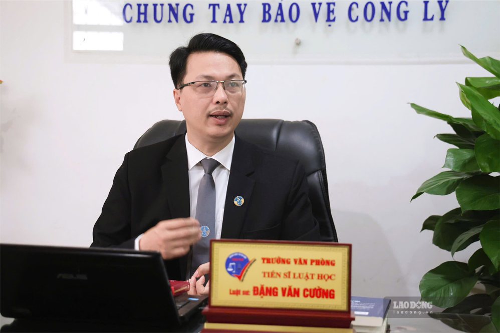 Theo luật sư Đặng Văn Cường, hành vi phát ngôn thiếu kiểm soát, đưa thông tin sai sự thật, xúc phạm người khác hoặc thực hiện các hành vi bị cấm trên không gian mạng có thể bị xử lý hình sự. Ảnh: Việt Anh

