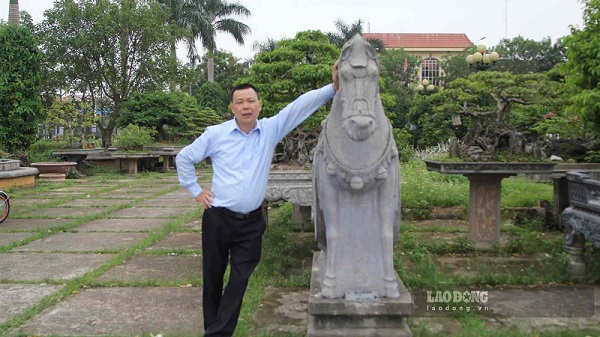 Sin pensión, el Sr. Phung Duc Xuan expresó su deseo de recibir pronto el régimen de subsidio de pensión. Foto: Xuyen Dong