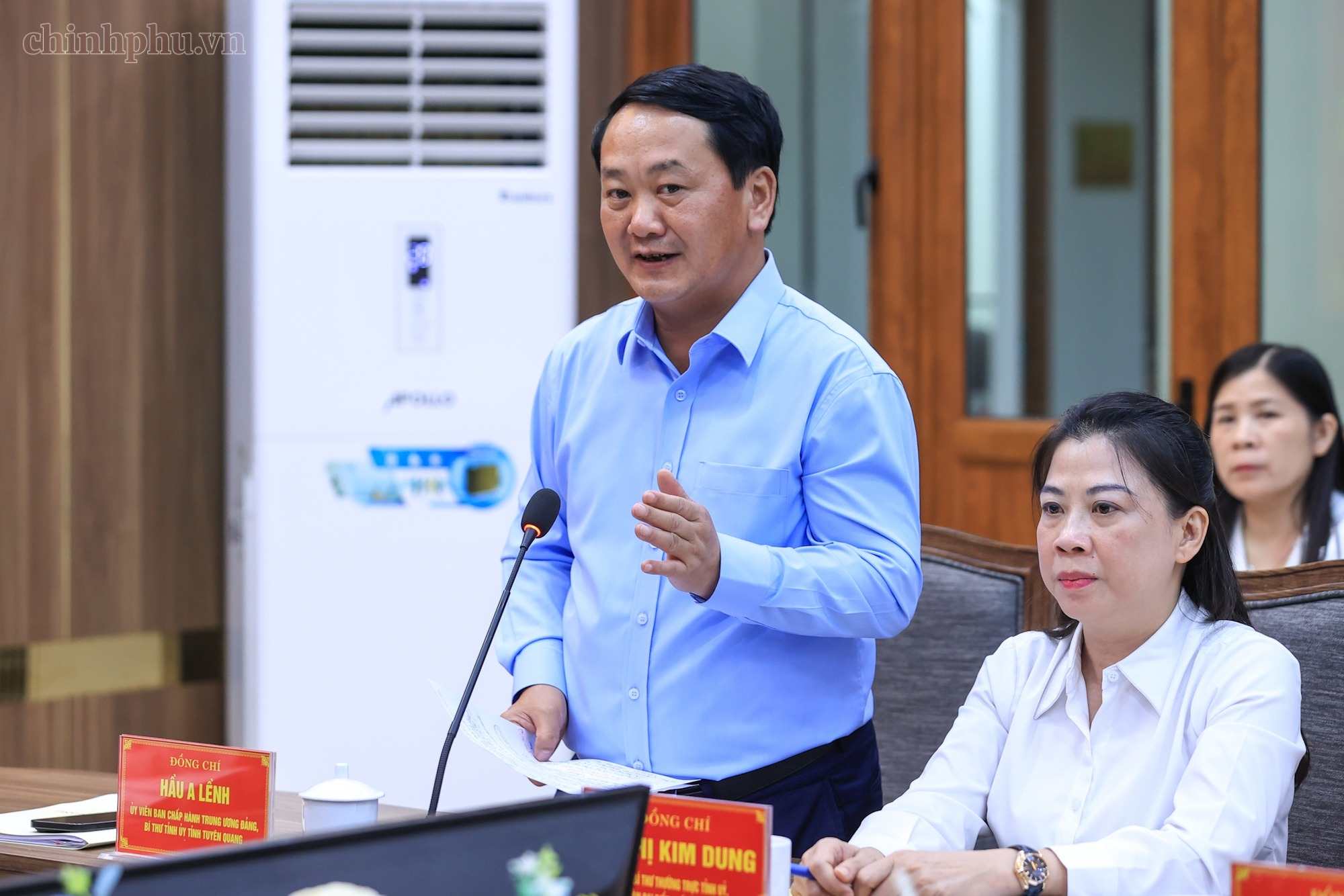 Bí thư Tỉnh ủy Tuyên Quang Hầu A Lềnh phát biểu tại buổi làm việc. Ảnh: VGP/Nhật Bắc