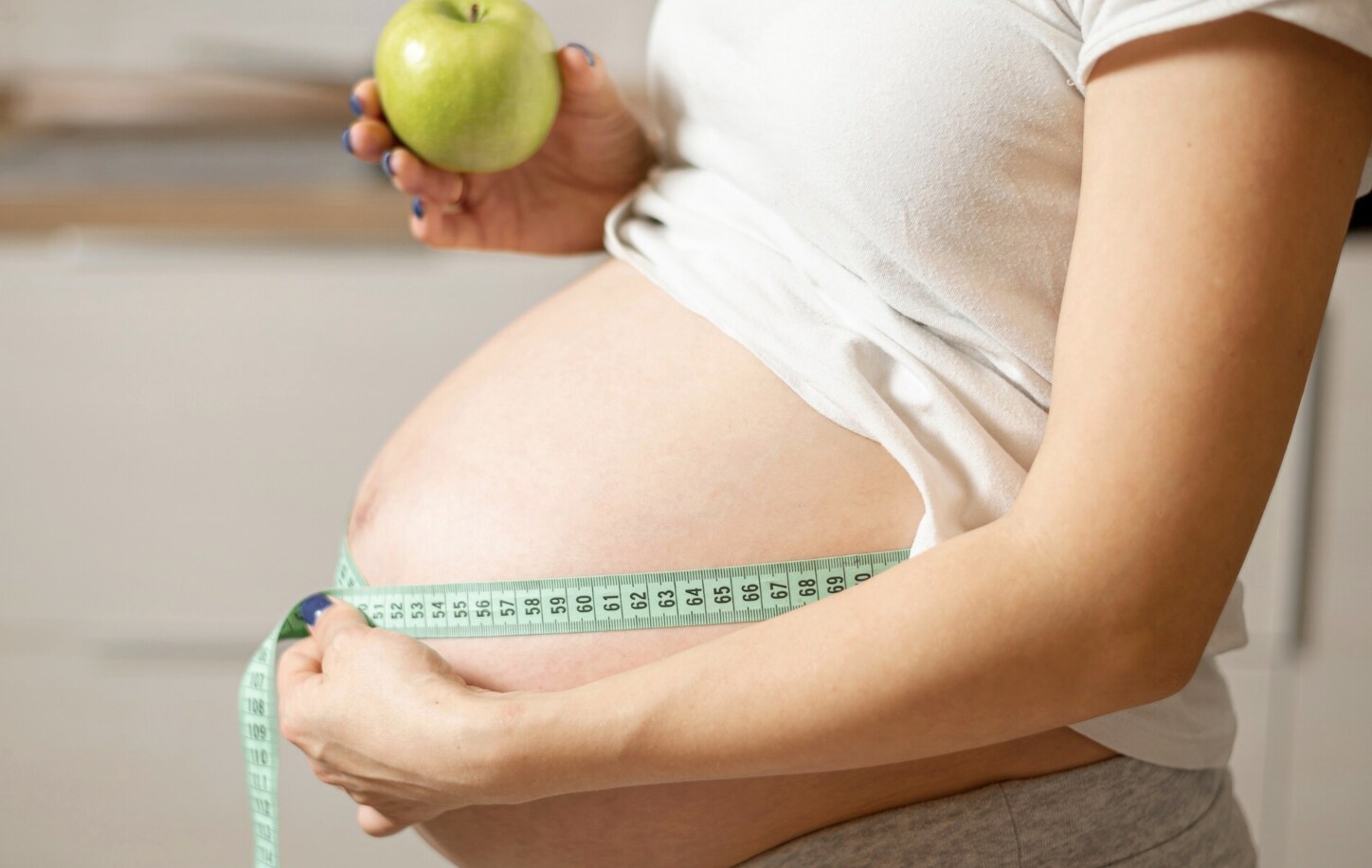 Principes nutritionnels pour les femmes obèses enceintes. Photo: Magnific (PV a acheté les droits d'auteur)