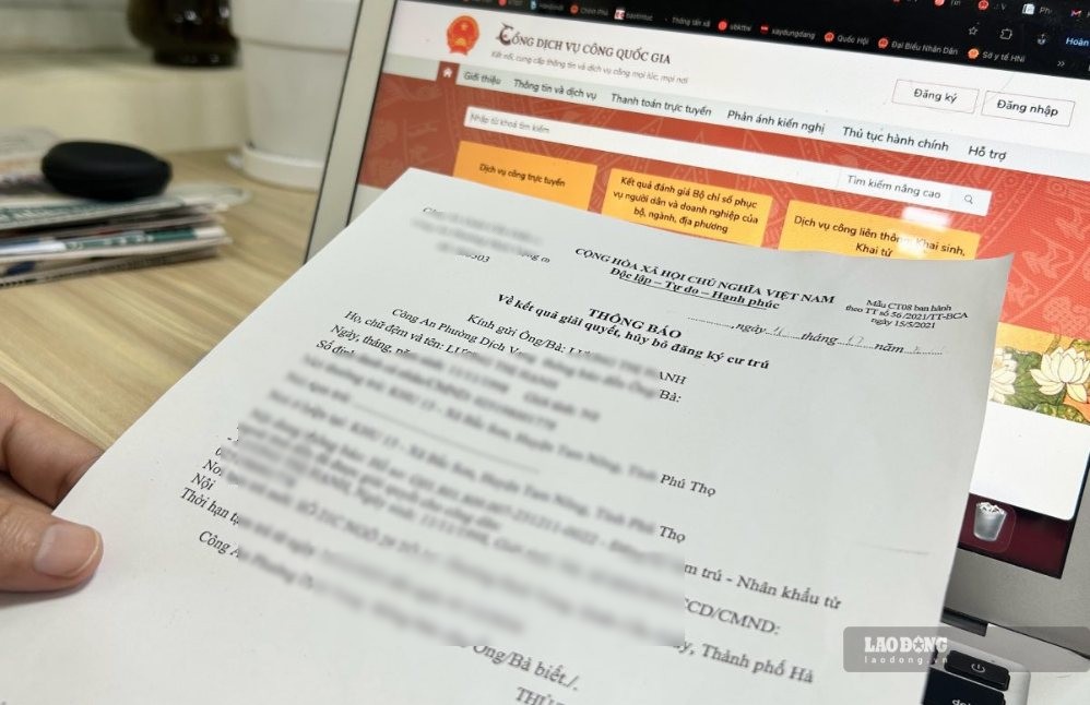 According to the Ministry of Public Security, some provisions of the Law on Residence have been amended, supplemented and officially taken effect with 5 important new points. Photo: Huong Nha