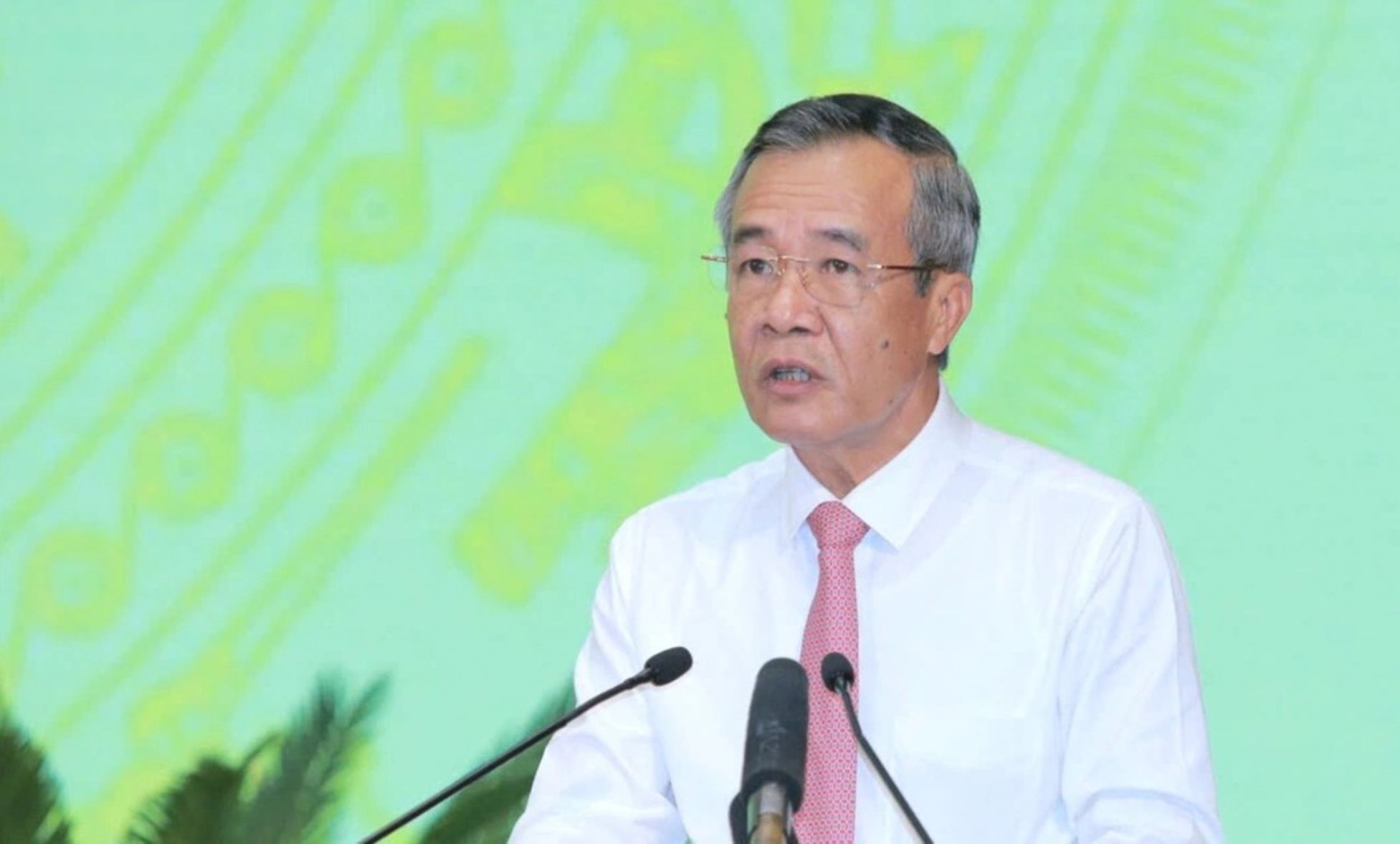 Mr. Le Duc Thai - Secretary of Thanh Hoa Provincial Party Committee requested officials to proactively handle work according to their authority, not to avoid or ask for evasive opinions. Photo: Tran Lam