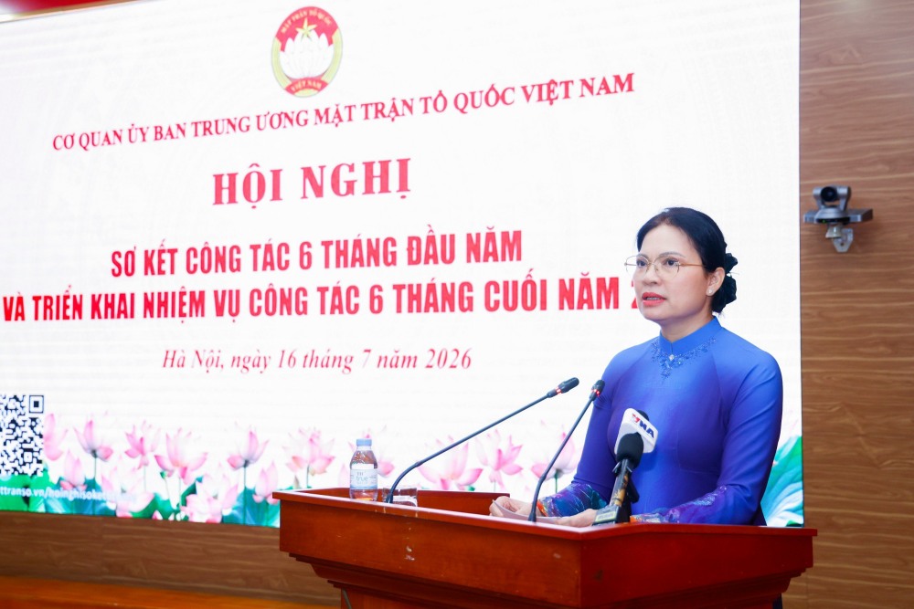 Bà Hà Thị Nga - Ủy viên Trung ương Đảng, Phó Chủ tịch - Tổng Thư ký Ủy ban Trung ương MTTQ Việt Nam. Ảnh: Quang Vinh