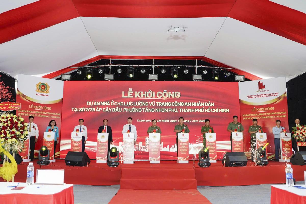 Le ministère de la Sécurité publique lance le projet de construction de logements pour les forces armées de la police populaire dans le quartier de Tăng Nhơn Phú, Hô Chi Minh-Ville. Photo: Ministère de la Sécurité publique