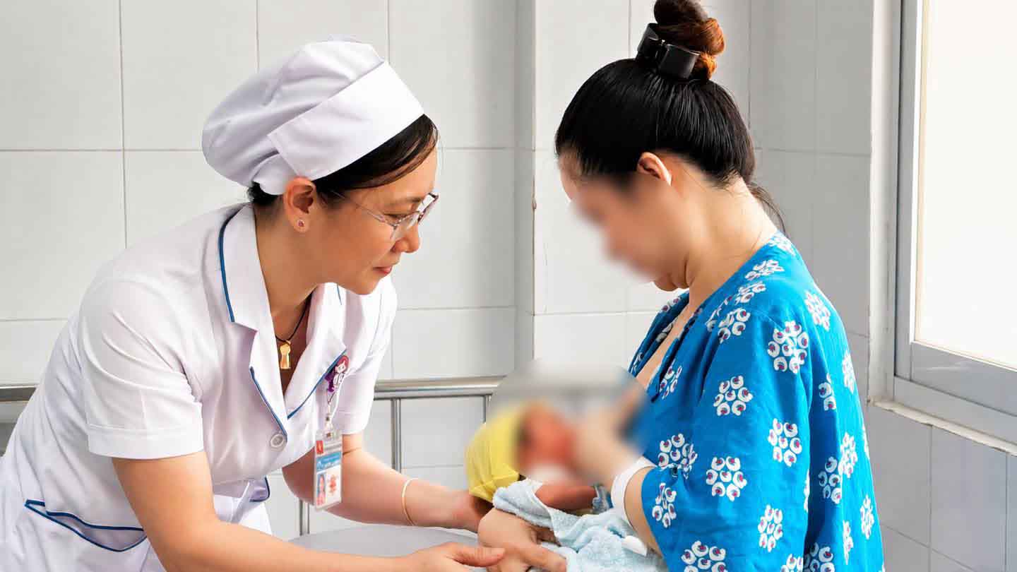 Currently, the health of both mother and baby is stable and recovering well. Photo: Provided by Tu Du Hospital