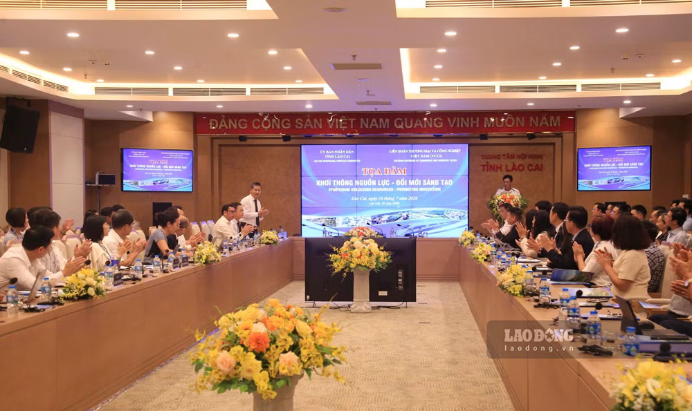 Overview of the seminar "Opening up resources - Innovation". Photo: Bao Nguyen