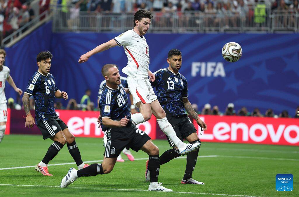 Cristian Romero đóng vai trò quan trọng nơi hàng thủ Argentina. Ảnh: Xinhua