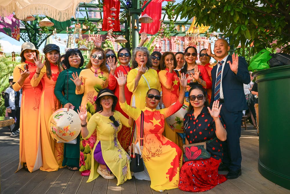 Du khách Việt
