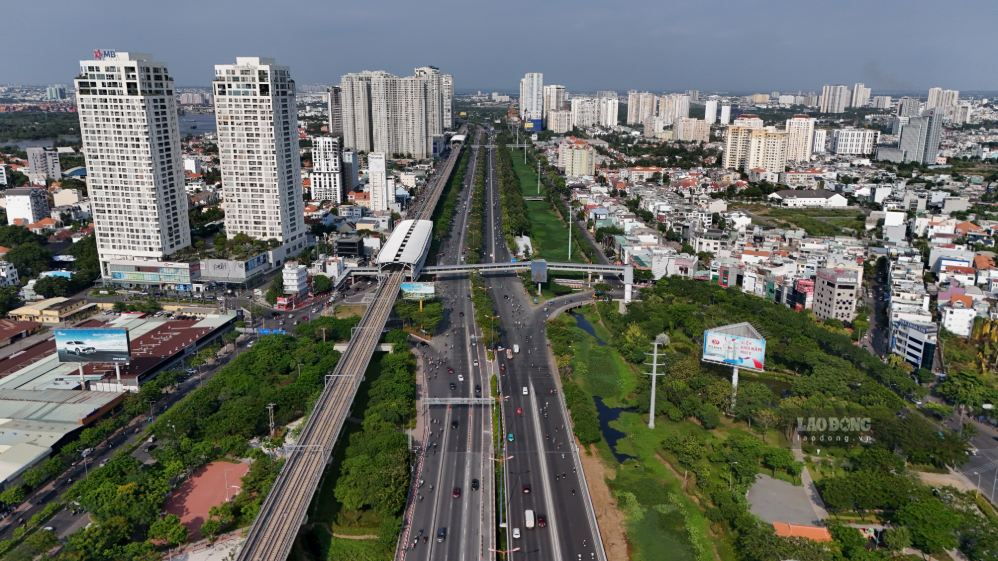 TPHCM có nhiềudư địa để bứt phá trong 6 tháng cuối năm. Ảnh: Thái Bảo