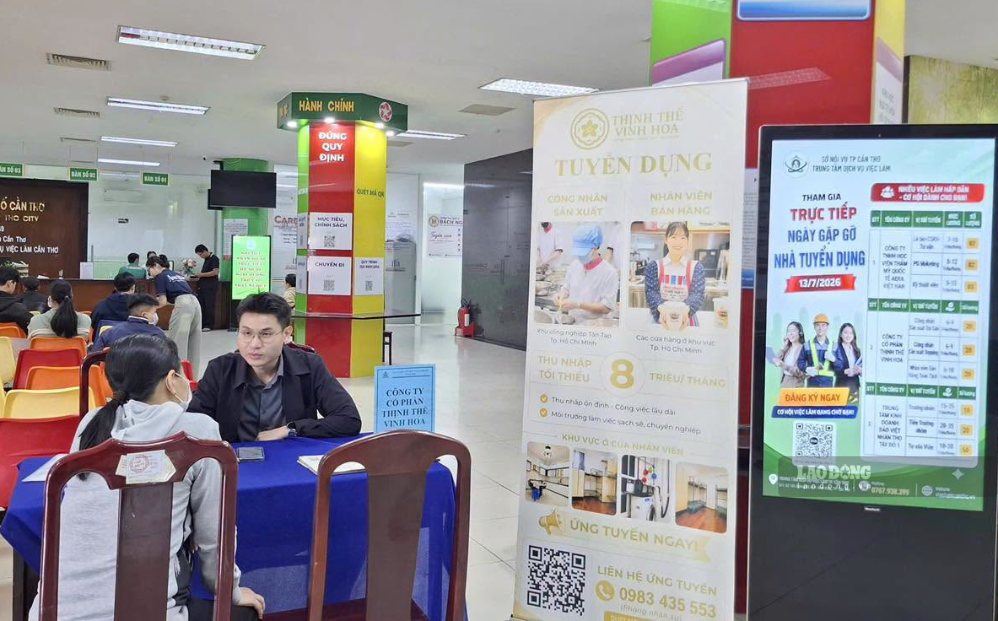 Nguồn cung lao động vẫn chưa đáp ứng kịp, khiến tình trạng thiếu nhân lực. Ảnh: Hương Nha