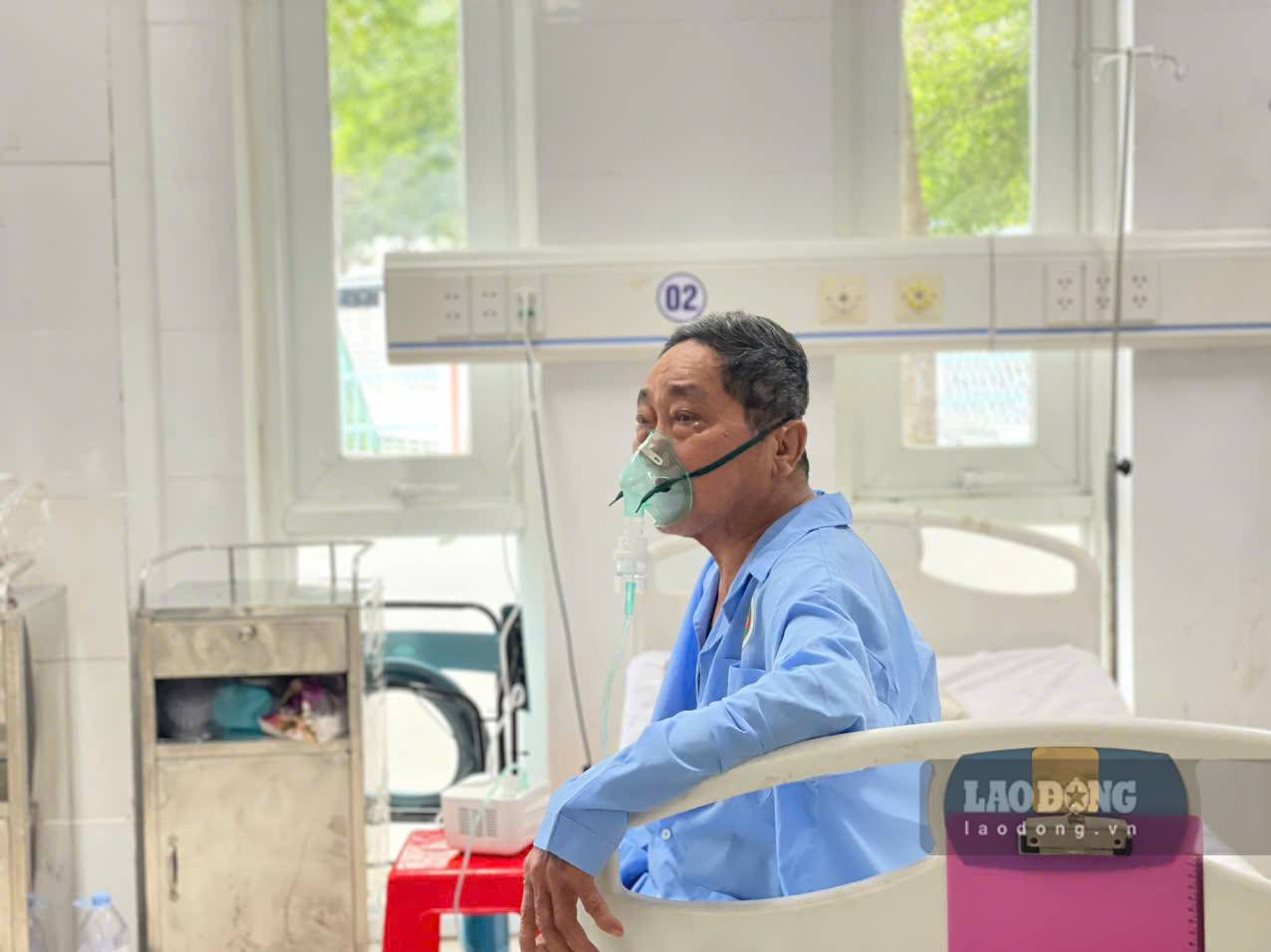 Bệnh nhân điều trị tại bệnh viện. Ảnh: Đình Trọng