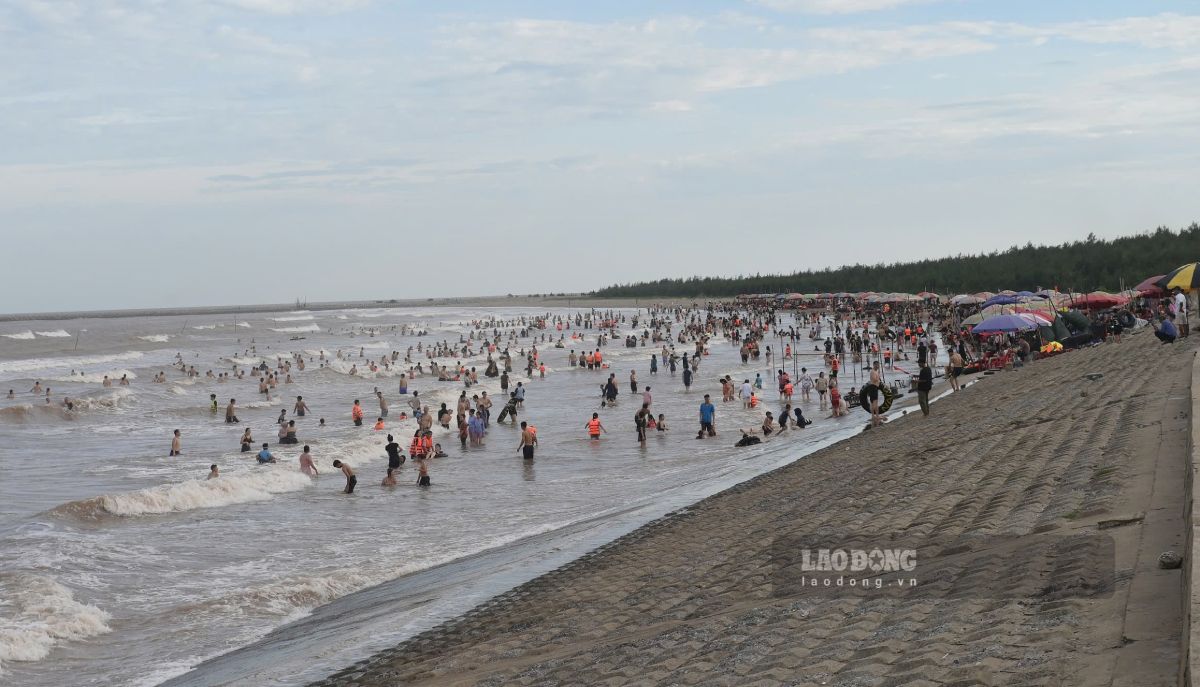 Beach at Thinh Long Beach Resort. Photo: Luong Ha