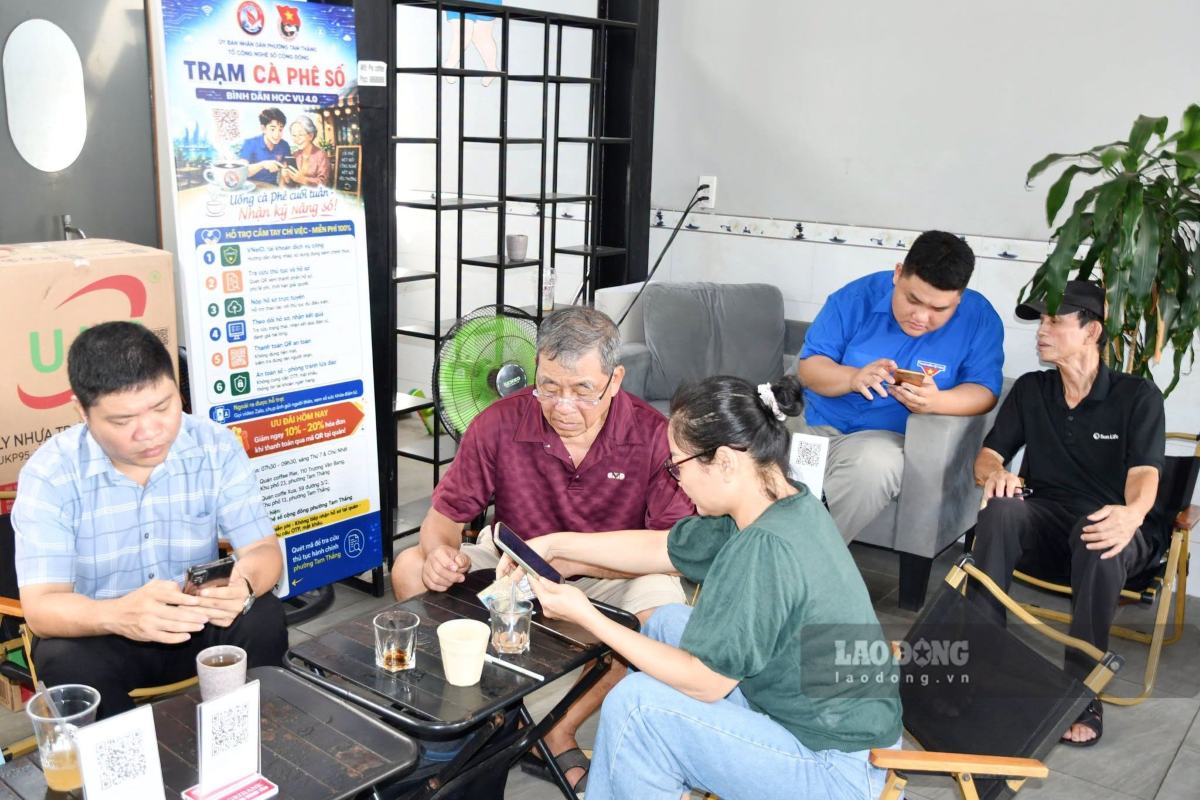 Đưa kỹ năng số đến gần với người dân TPHCM