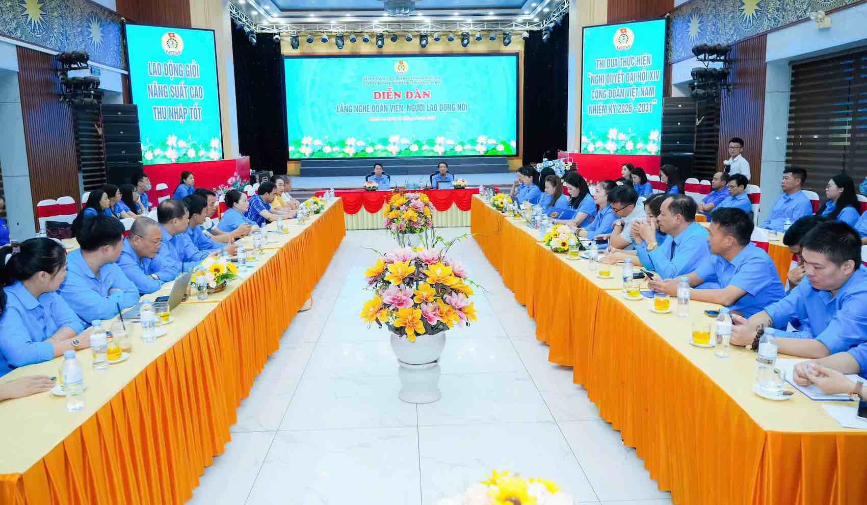 Forum "Listening to union members and workers speak" responds to "Month of listening to union members and workers speak" in 2026. Photo: Nghe An Trade Union