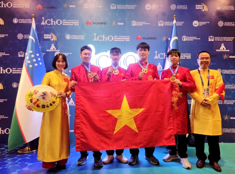 All 4/4 Vietnamese students participating in the 58th International Chemistry Olympiad (IChO 2026) won gold medals. Photo: Ministry of Education and Training