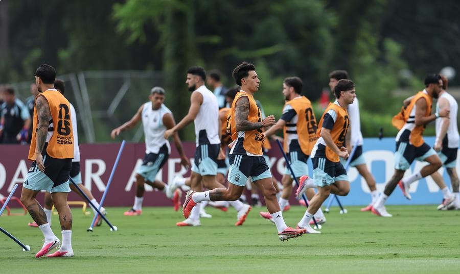 Tuyển Argentina giấu kín bài tập và chiến thuật trước trận chung kết World Cup 2026. Ảnh: Xinhua