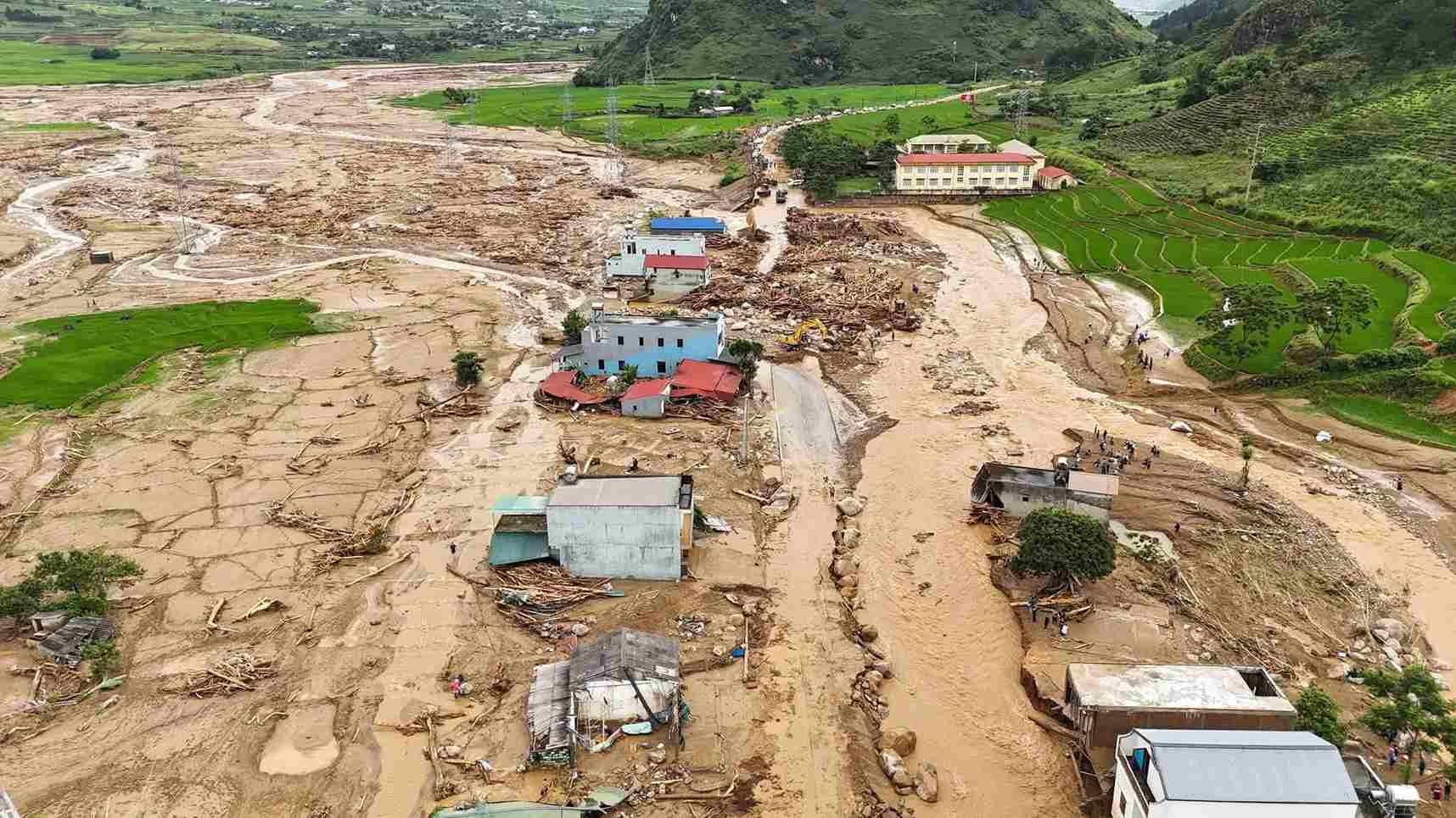 Nhiều người dân kể lại, thời khắc lũ ập đến nhiều gia đình chạy tứ tán, mỗi người một ngả, nhiều người vì dòng lũ dữ đã không thể trở về. Ảnh: UBND xã Mường Than
