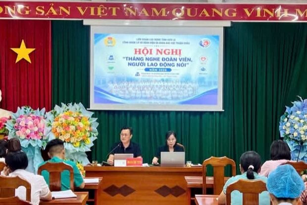 Conference "Month of listening to union members and workers speak" in 2026 organized by the Trade Union of Thuan Chau Regional General Hospital. Photo: Son La Provincial Trade Union