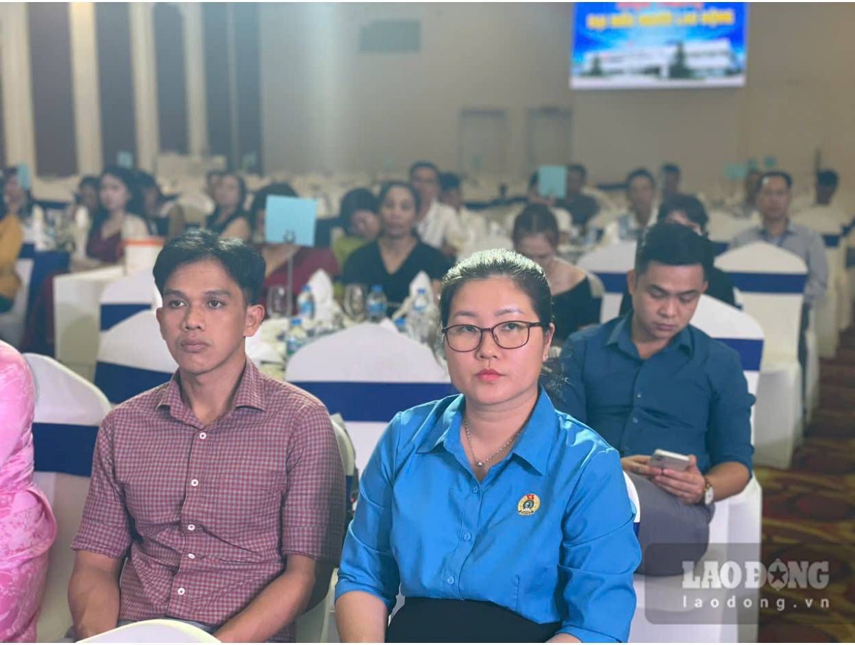 Người lao động dự hội nghị. Ảnh: Đình Trọng