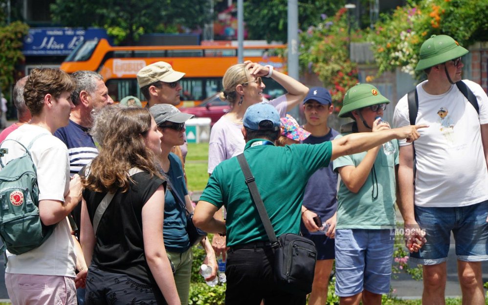 International visitors visit Ho Chi Minh City. Photo: Thanh Chan
