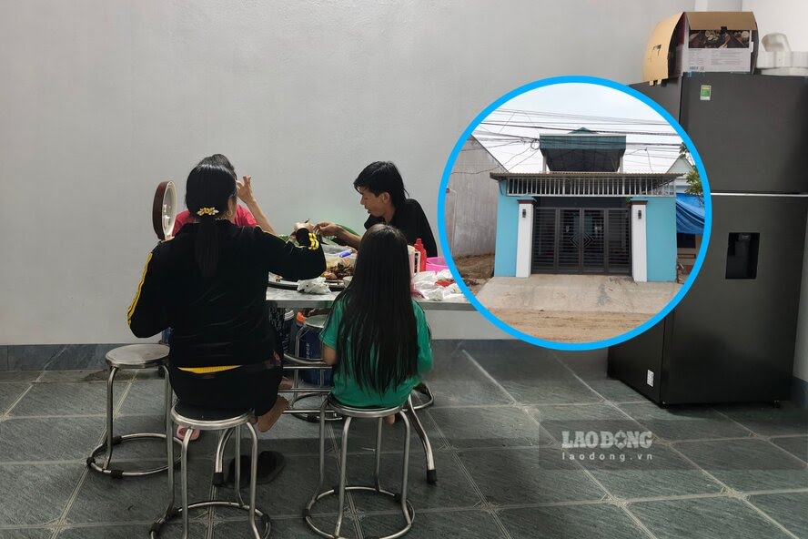After more than 2 years, Mr. Doan left the city to return to his hometown to work as a worker, and he and his wife have built a new spacious house. Photo: To Cong