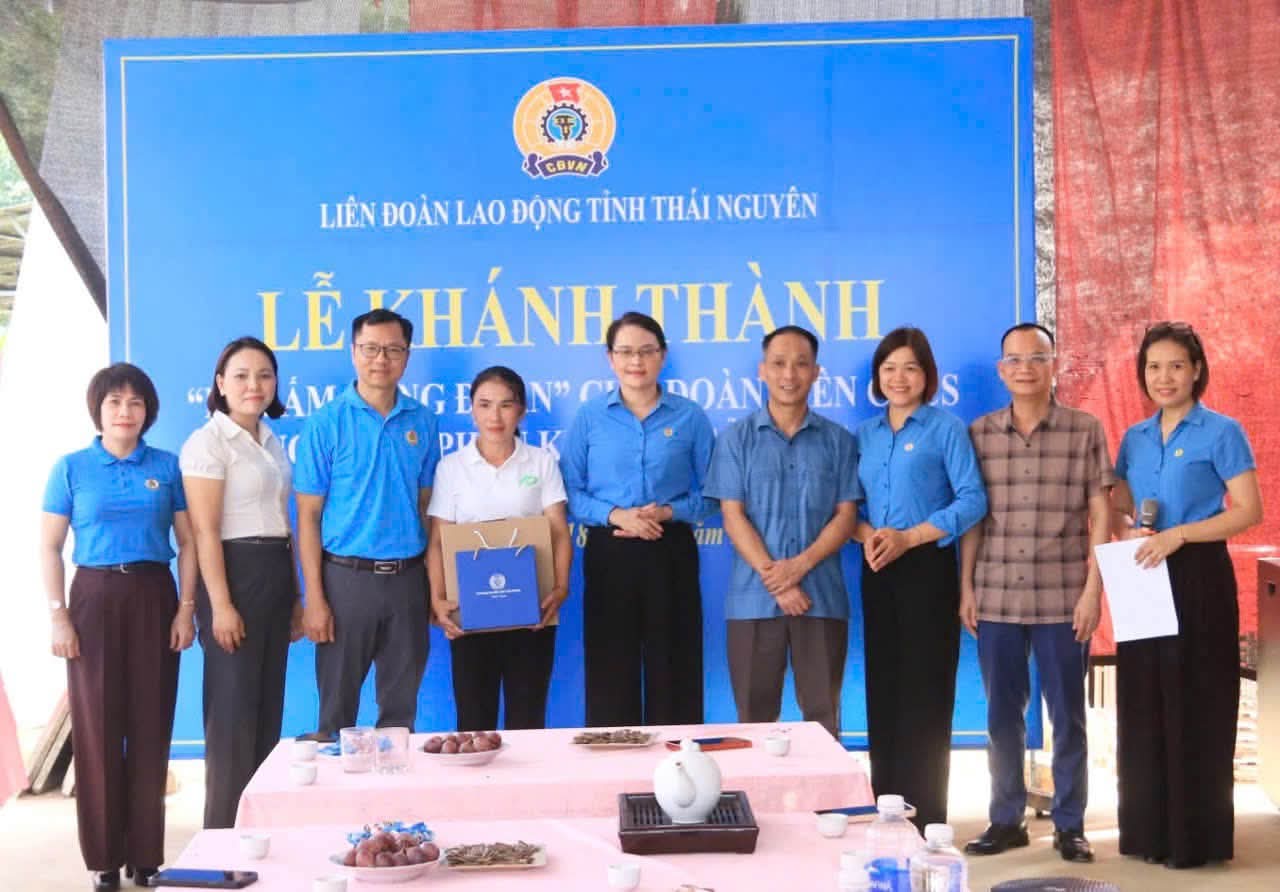 Inauguration ceremony of Trade Union Shelter. Photo: Thai Nguyen Trade Union