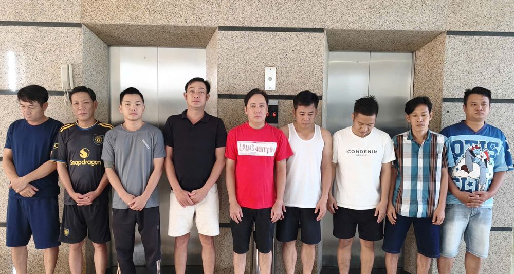 Cơ quan công an triệt phá đường dây cá độ bóng đá qua mạng của Vũ Văn Phương. Ảnh: Công an Thanh Hóa