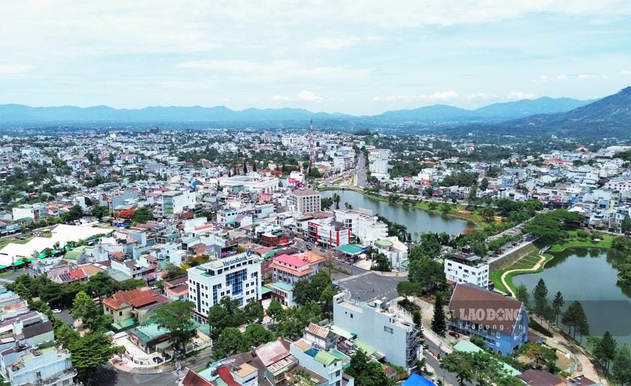 Overview of the urban center of 4 wards in the Bao Loc area currently. Photo: Phuc Khanh